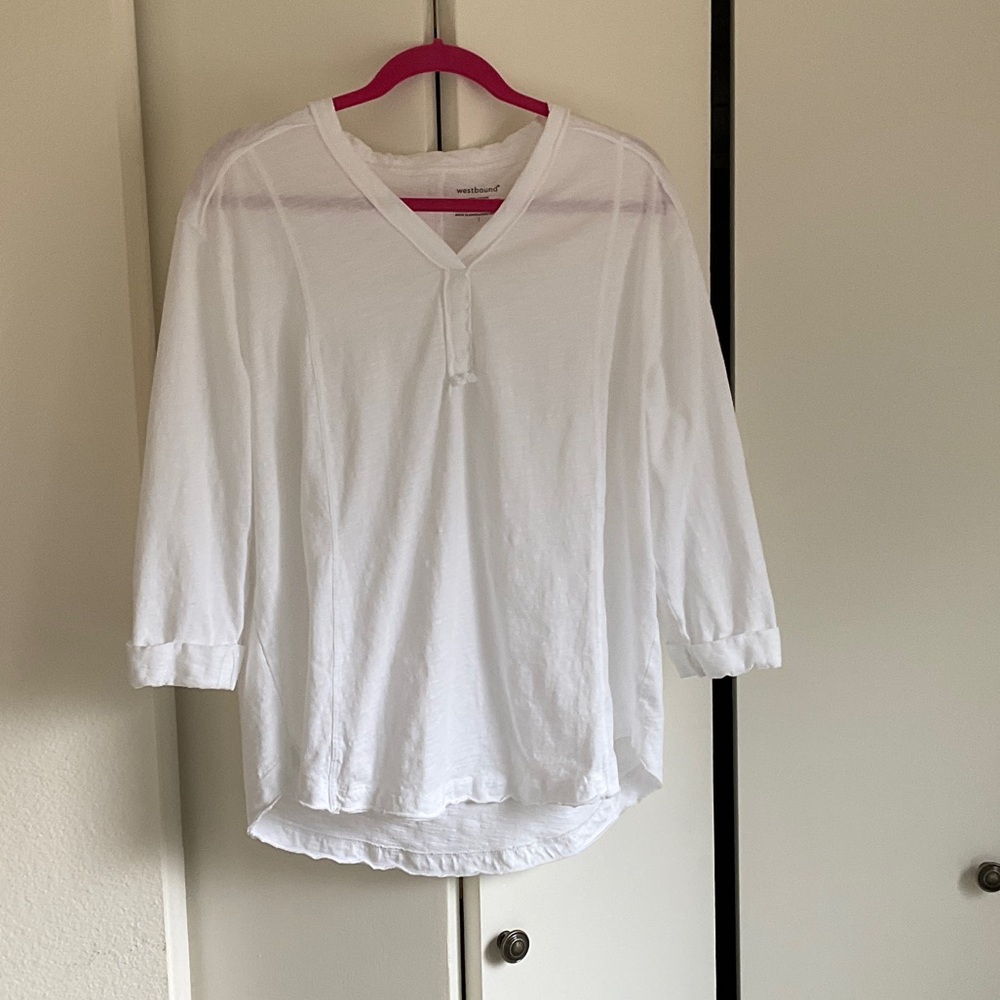 White 3/4 sleeve top